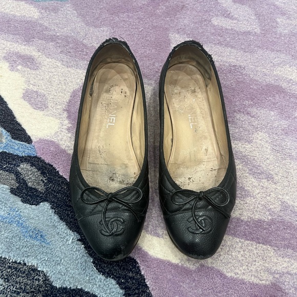 CHANEL black flats 39.5 - Picture 1 of 5